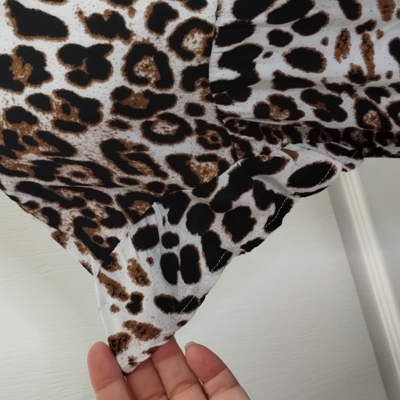 Cupshe Sabrina women's large animal leopard print A-frame dress - Picture 4 of 10